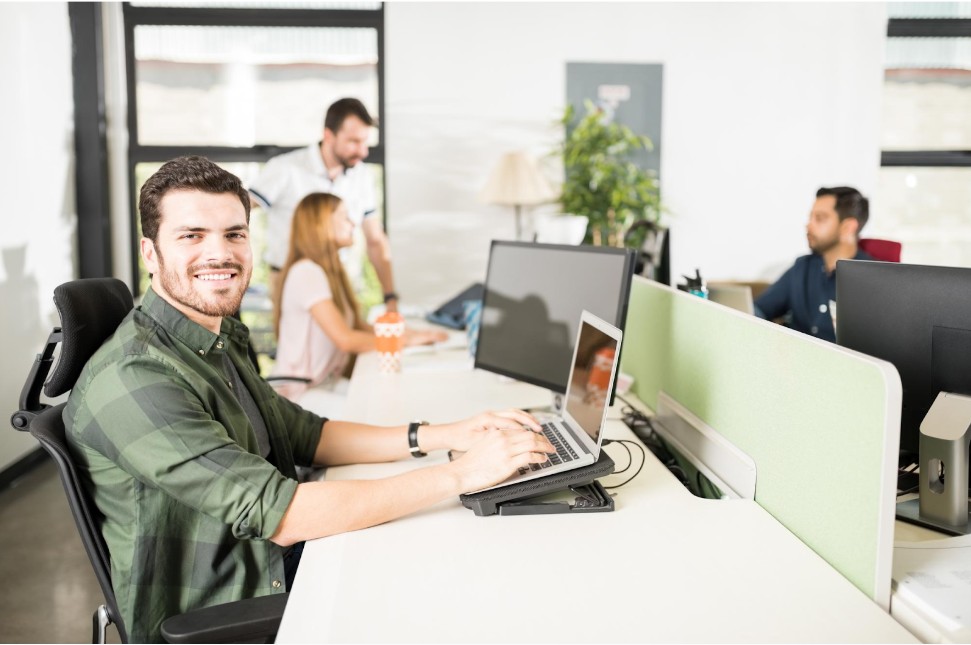 Solución de onboarding digital con cumplimiento normativo y experiencia eficiente